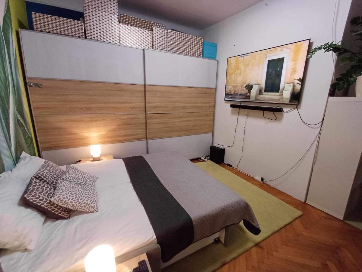 Apartamento Margaret Bridge Cosy Flat Budapest Exterior foto